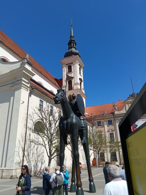 lovag_szobor.jpg